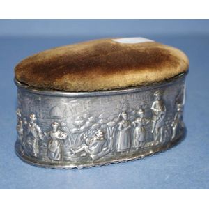 Antique silver plated sewing trinket box, base with embossed…
