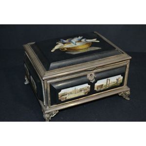 Late 19th century Italian slate and micro mosaic jewellery…