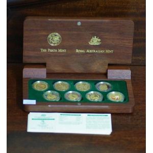 Set of 8 Australian gold uncirculated $200 coins, The Perth…