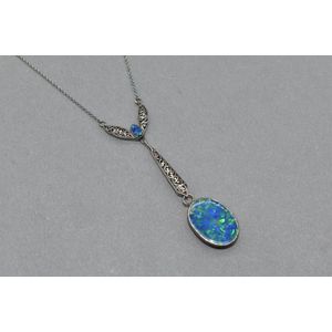 Art Nouveau necklaces and chains - price guide and values
