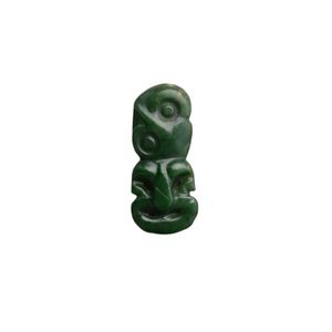 New Zealand Maori artefacts ornaments and adornments - price guide