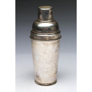 A Peruvian Plata 925 sterling silver cocktail shaker by…