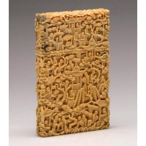 Intricately carved ivory card case 10.5 cm x 7.5 cm