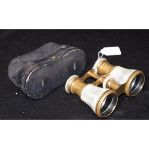 Pair vintage mother of pearl cased opera glasses in original…