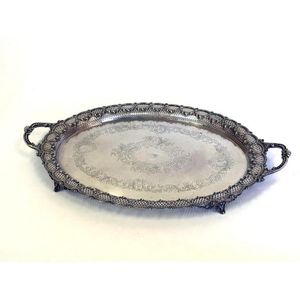 A good quality silver-plated oval drinks tray, English circa…