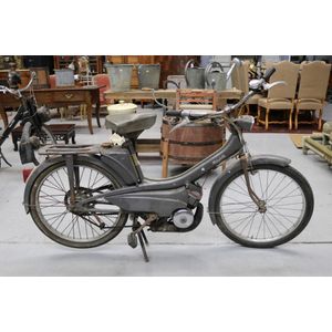 Vintage French Mobylette Motoconfort bike / scooter, barn find,…