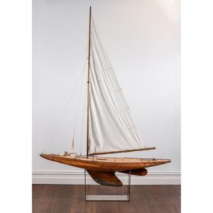 A vintage pond yacht, on metal stand, height 231 cm (including…