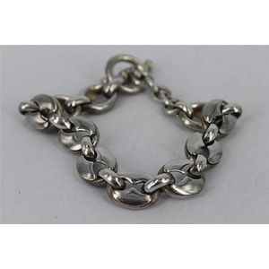 Silver Gucci Link Bracelet with Toggle Clasp - 41.9g - Bracelets ...