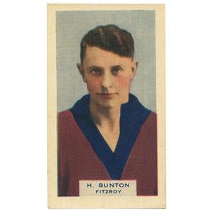 1933 Godfrey Phillips: 'Victorian footballers: largely complete…