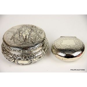 Two circular sterling silver boxes, post 1904 London import…