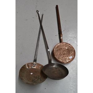 Antique or vintage copper bed warming pans - price guide and values