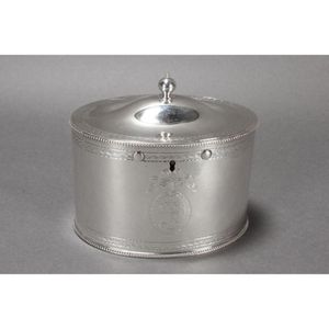 George III sterling silver tea caddy, hallmarked, London, 1783,…