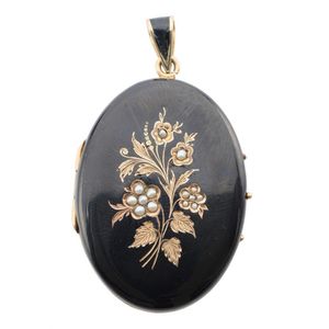 19th century mourning jewellery 