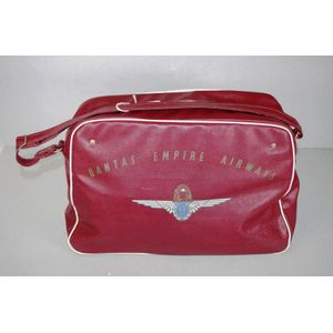 Original Qantas Empire Airways carry bag with Qantas brand to…