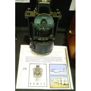 A rare US Airforce Pioneer/Bendix B-17 bomber compass, thought…