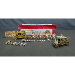 Large scale Dinky Coronation coach & special Issues. Including…