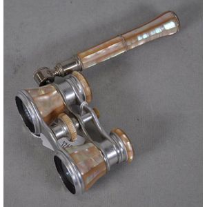 Pair of French mother of pearl opera glasses with a telescopic…