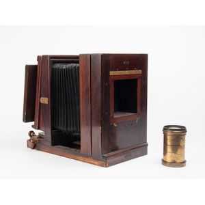 Kodak Ltd., Kingsway, London. Studio camera no. 1, 6 1/2 x 8…
