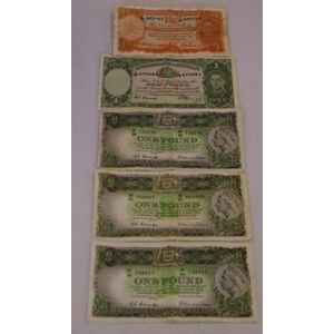 Australian bank notes, to include ten shilling note and four…