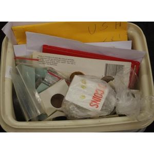 Mixed box of world coins including USA, Canada, Spain and Fiji