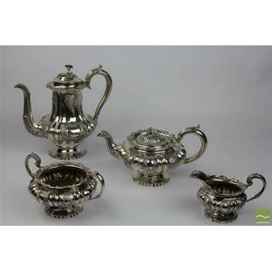 George IV Sterling Silver Tea & Coffee Set - Tea & Coffee Services - Silver