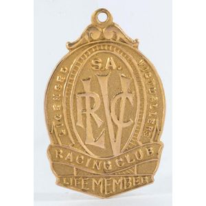 South Australia: Licensed Victuallers Racing Club 9ct gold Life…