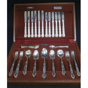 An Oneida silver plate canteen of cutlery, includes thirty…