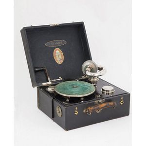 C.1920s Kismet portable Gramophone with chrome plated fittings