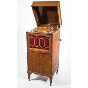 Cheney Upright American Gramophone c.1920 oak cased, with…