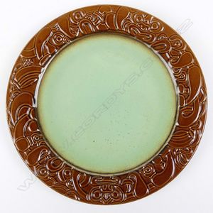 A Crown Lynn Wharetana ware wall plate, model #1026 with green&hellip;