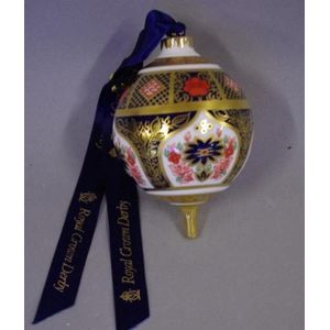 Royal Crown Derby Imari Bauble With Gold Seal 9 5 Cm Royal Crown royal-crown-derby-imari-bauble-with-gold-seal-9-5-cm-royal-crown