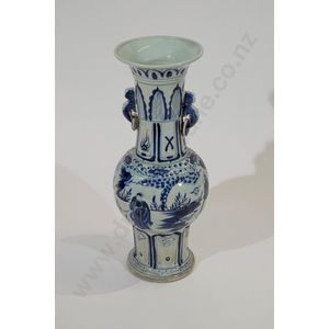 Large 20th century Chinese blue & white vase baluster shape…