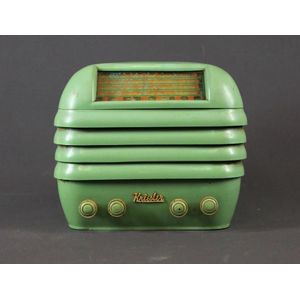 Kriesler beehive radio. Factory green painted bakerlite.…