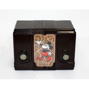 A brown Bakelite 1930s 'Kadette' Jewel radio, made by…