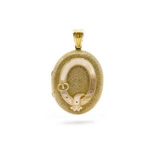 Good Victorian locket size 34 x 41 mm, item total weight 19&hellip;