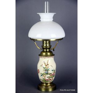 Porcelain deals oil lamp