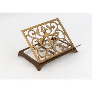 An antique brass bible stand, 19th century, 20 cm high, 28 cm…