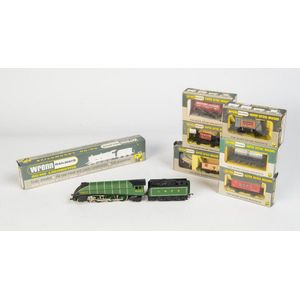 Wrenn: Oo/Ho Scale W2209 4-6-2- Class A4 steam locomotive…