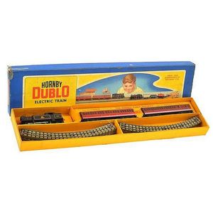 Hornby Dublo EDP10 0-6-2 tank passenger train set, including…