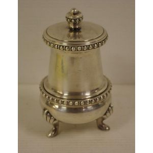 Ronson novelty lighter, in the form of a pepper mill, 12 cm…
