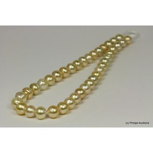 Baroque pearl necklace - price guide and values