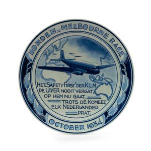 The London to Melbourne, MacRobertson Centenary air race 1934,…