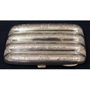 Ornate sterling silver cigar case, Birmingham 1914, 13 cm high,…