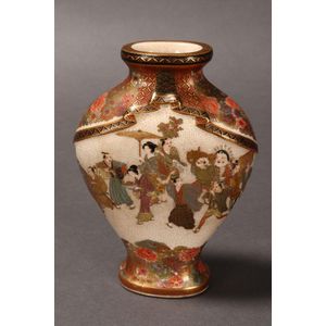 Fine Satsuma vase, of tapering pilgrim form, the shoulders with…