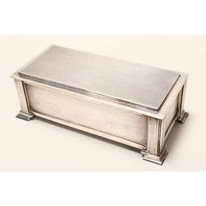Art Deco sterling silver table cigarette box and cover,…