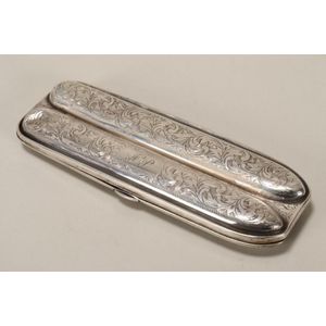 950 silver cigar case, hallmarked 950 silver to inner case,…