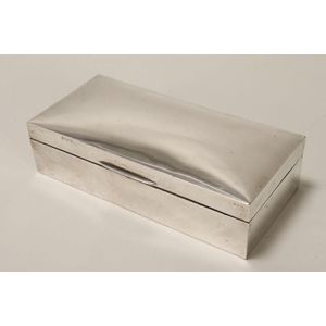 George V sterling silver cigarette box, hallmarked Birmingham,…