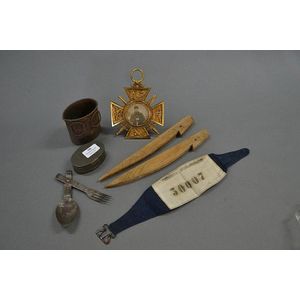 Nice lot of French World War I soldier's personal items to…