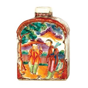 A Chinese export ware famille rose porcelain tea caddy, of…