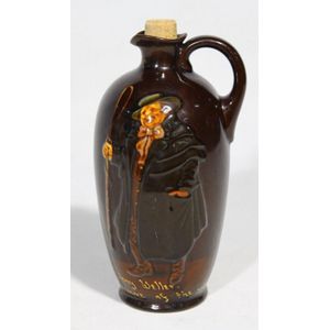 A Royal Doulton Dewar's Whiskey decanter, height 21 cm